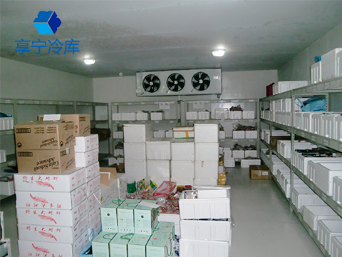 海鮮速凍庫--上海雷迪大酒店冷庫工程
